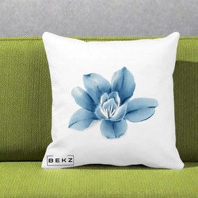 Perna Decorativa Magnolie Albastra Acuarela, 40x40 cm, Alba Mata, Husa Detasabila, Perna Inclusa, BEKZ®