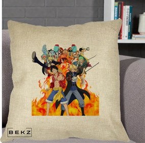 Perna Personalizata One Piece Echipa Straw Hat in Flacari, 40x40 cm, Crem, Husa Detasabila, Perna Inclusa, BEKZ®
