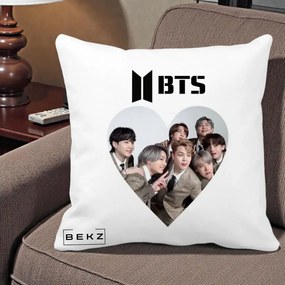 Perna Personalizata K-pop BTS Grup Fotografie in Inima, 40x40 cm, Alba Mata, Husa Detasabila, Perna Inclusa, BEKZ®
