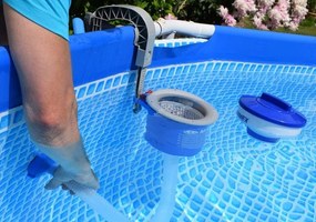 Skimmer suspendat universal