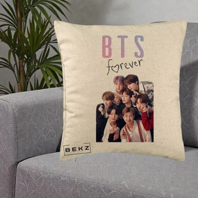 Perna Personalizata K-pop BTS Forever cu Foto Grup Negru, 40x40 cm, Bej, Husa Detasabila, Perna Inclusa, BEKZ®