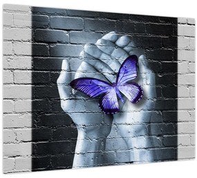 Tablou pe sticlă - Fluture violet pe perete (70x50 cm)