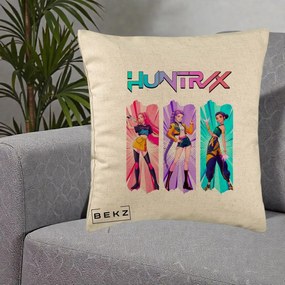 Perna Personalizata K-pop HUNTRX Trio cu Pisica in Benzi, 40x40 cm, Bej, Husa Detasabila, Perna Inclusa, BEKZ®
