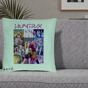 Perna Personalizata K-pop HUNTRX Colaj Animat Foto Grup, 40x40 cm, Verde Menta, Husa Detasabila, Perna Inclusa, BEKZ®