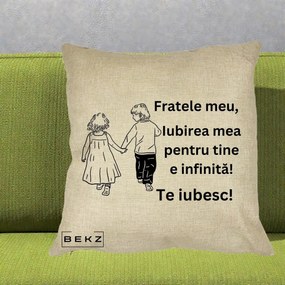 Cadou pentru Frate - Perna Personalizata Fratele Meu Te Iubesc Copii Tinand Maini Varianta 2, 40x40 cm, Crem, Husa Detasabila, Perna Inclusa, BEKZ®