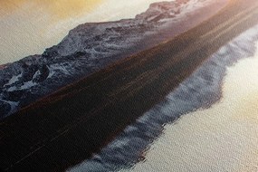 Tablou apus de soare orbitor deasupra lacului montan