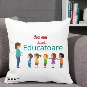 Cadou pentru Educatoare - Perna Personalizata Cea mai Buna Educatoare cu Ilustratie Copii si Educatoare, 40x40 cm, Alba Mata, Husa Detasabila, Perna Inclusa, BEKZ®