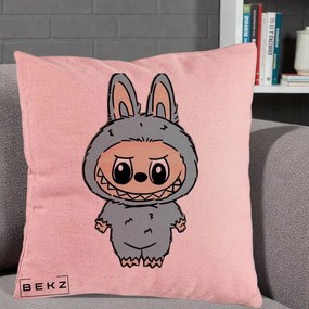 Perna Personalizata Labubu Albastru-Gri Solo, 40x40 cm, Roz, Husa Detasabila, Perna Inclusa, BEKZ®
