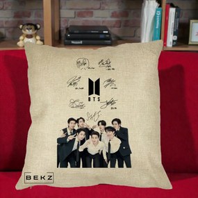 Perna Personalizata K-pop BTS Autografe Toti Membrii cu Fotografie, 40x40 cm, Crem, Husa Detasabila, Perna Inclusa, BEKZ®