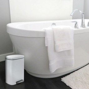 Coș de gunoi alb mat cu pedală din oțel 5 l Akira – Spirella