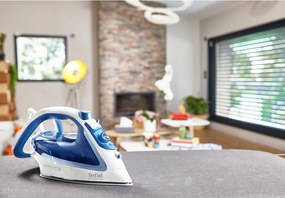 Fier de călcat cu aburi Easygliss Plus Tefal FV5736E0 – Tefal
