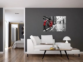 Tablou - Bicicleta roșie pe o stradă pavată (90x60 cm)