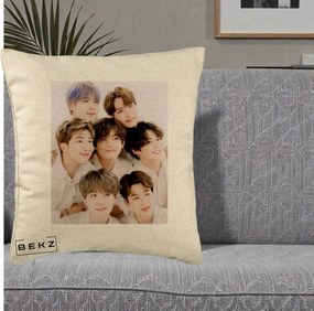 Perna Personalizata K-pop BTS Foto Grup Fete Albe, 40x40 cm, Bej, Husa Detasabila, Perna Inclusa, BEKZ®