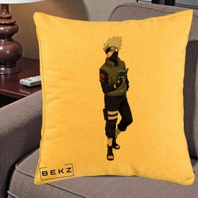 Perna Personalizata Naruto Kakashi Hatake Portret Complet, 40x40 cm, Galben, Husa Detasabila, Perna Inclusa, BEKZ®