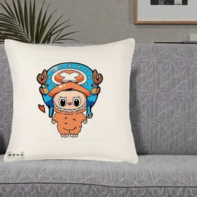 Perna Personalizata Labubu x Tony Tony Chopper, 40x40 cm, Crem Reliefat, Husa Detasabila, Perna Inclusa, BEKZ®