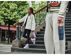 Termos roz din oțel inoxidabil 890 ml IceFlow™ Flip Straw 2.0 Tumbler Cherry Blossom – Stanley