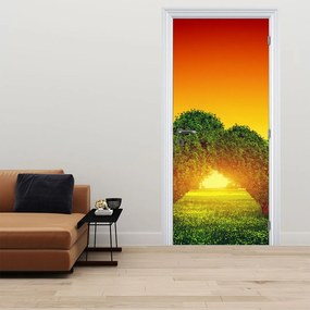 Fototapet pentru ușă - Inimă în coroana copacului (95x205cm)