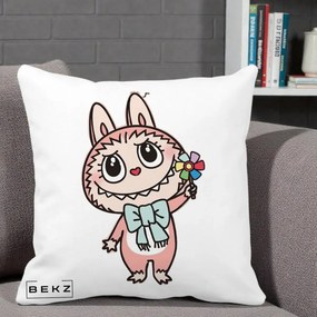 Perna Personalizata Labubu Roz cu Morisca, 40x40 cm, Alba Mata, Husa Detasabila, Perna Inclusa, BEKZ®