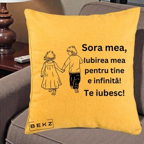 Cadou pentru Sora - Perna Personalizata Sora Mea Te Iubesc Copii Tinand Maini din Spate, 40x40 cm, Galben, Husa Detasabila, Perna Inclusa, BEKZ®