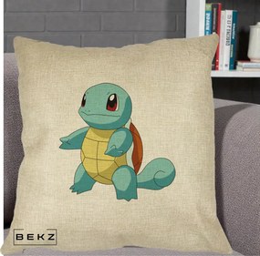 Perna Personalizata Squirtle Pokemon, 40x40 cm, Crem, Husa Detasabila, Perna Inclusa, BEKZ®