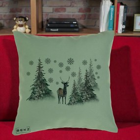 Perna Decorativa Ren in Padure Inzapezita, 40x40 cm, Verde, Husa Detasabila, Perna Inclusa, BEKZ®