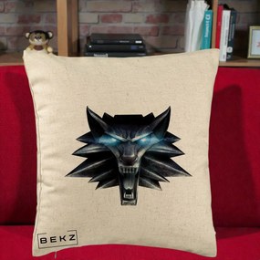 Perna Decorativa The Witcher Wolf Head, 40x40 cm, Bej, Husa Detasabila, Perna Inclusa, BEKZ®