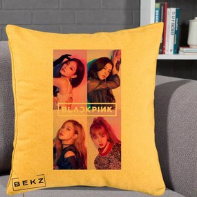Perna Personalizata K-pop BLACKPINK Poster Colaj 4 Membre Violet Roz, 40x40 cm, Galben, Husa Detasabila, Perna Inclusa, BEKZ®