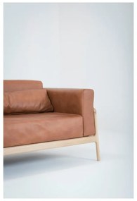 Canapea din piele bovină cu structură din lemn masiv de stejar Gazzda Fawn, 240 cm, maro cognac