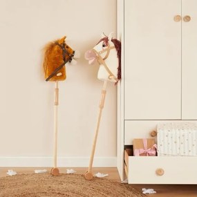 Căluț de jucărie pe băț Bieco GINGER căluț