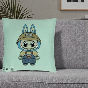 Perna Personalizata Labubu Toanart Blugi, 40x40 cm, Verde Menta, Husa Detasabila, Perna Inclusa, BEKZ®