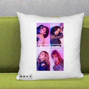 Perna Personalizata K-pop BLACKPINK Poster Colaj 4 Membre Violet Roz, 40x40 cm, Alb Pufos, Husa Detasabila, Perna Inclusa, BEKZ®