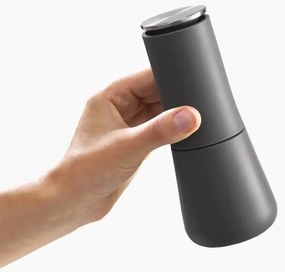 Set 2 rasnite sare si piper Joseph Joseph 95036, 2 piese, Utilizare mecanica, Mecanism ceramic, Reglare grad, Fara BPA, Alb/Gri