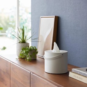 Cutie pentru șervețele din metal Tower – YAMAZAKI