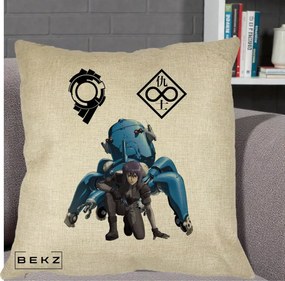 Perna Personalizata Ghost in the Shell Motoko si Tachikoma, 40x40 cm, Crem, Husa Detasabila, Perna Inclusa, BEKZ®