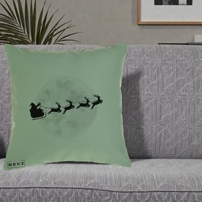 Perna Decorativa Mos Craciun Sanie Luna, 40x40 cm, Verde, Husa Detasabila, Perna Inclusa, BEKZ®