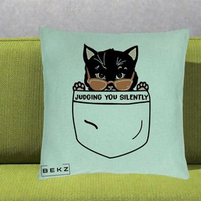 Perna Decorativa Judging You Silently Pisica Buzunar, 40x40 cm, Verde Menta, Husa Detasabila, Perna Inclusa, BEKZ®