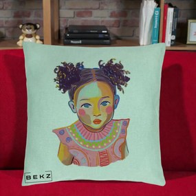 Perna Decorativa Fetita Vesela Portret Colorat, 40x40 cm, Verde Menta, Husa Detasabila, Perna Inclusa, BEKZ®