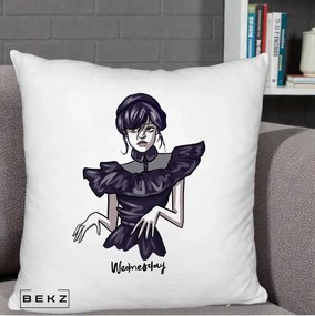 Perna Personalizata Wednesday Addams Dans Gotic, 40x40 cm, Alb Pufos, Husa Detasabila, Perna Inclusa, BEKZ®