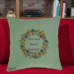 Cadou pentru Bunica - Perna Personalizata Cea Mai Buna Bunica Coronita Flori Multicolore, 40x40 cm, Verde, Husa Detasabila, Perna Inclusa, BEKZ®