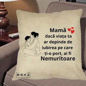 Cadou pentru Mama - Perna Personalizata Mama Nemuritoare Kawaii, 40x40 cm, Crem, Husa Detasabila, Perna Inclusa, BEKZ®