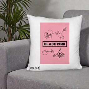 Perna Personalizata K-pop BLACKPINK Semnaturi Roz, 40x40 cm, Alb Pufos, Husa Detasabila, Perna Inclusa, BEKZ®
