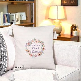 Cadou pentru Soacra - Perna Personalizata Cea mai Buna Soacra cu Coronita Flori Boho Pastel, 40x40 cm, Bej cu Franjuri, Husa Detasabila, Perna Inclusa, BEKZ®