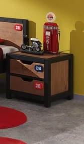 Set ALEX conține un Pat copii, o noptieră, un Dulap camera copii sub Pat copii și un Dulap camera copii cu 3 uși