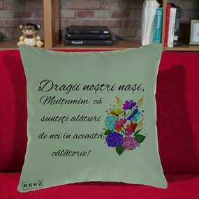 Cadou pentru Nasi - Perna Personalizata Dragii Nostri Nasi Multumim cu Flori Multicolore, 40x40 cm, Verde, Husa Detasabila, Perna Inclusa, BEKZ®