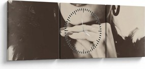 Tablou - Vintage, poza unei femei (cu ceas) (90x30 cm)
