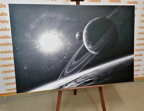Tablou planetă în spațiu în alb-negru