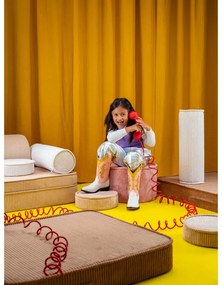 Canapea pentru copii maro cu tapițerie din catifea reiată 132 cm Settee – Wigiwama