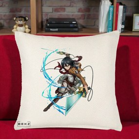 Perna Personalizata Attack on Titan Mikasa Ackerman Lupta, 40x40 cm, Crem Reliefat, Husa Detasabila, Perna Inclusa, BEKZ®