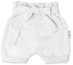 Baby Nellys Bumbac pantaloni scurți cu panglică decorativă - alb 98-104 (2-4r)