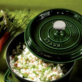Oala din fonta Staub La Cocotte 40509-361-0, 6,7 l, 28 cm, de la -20°C pana la 260 °C, Emailata, Capac cu structura anti-picaturi, Toate plitele inclusiv inductie, Verde